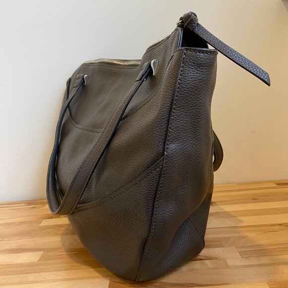 Guess Dark Brown Pebbled vegan Leather Large Tote Shoulder Bag With Dual Straps - Picture 5 of 14